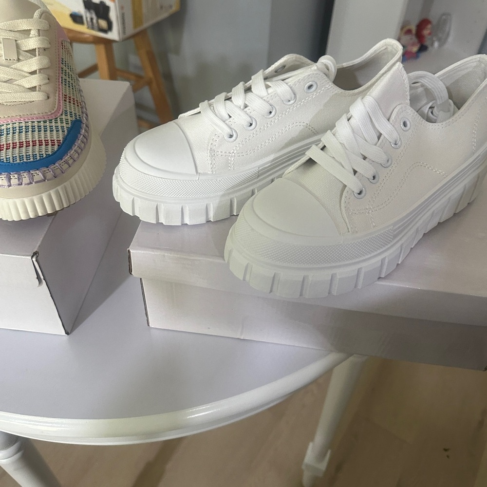 White Women's Sneakers
